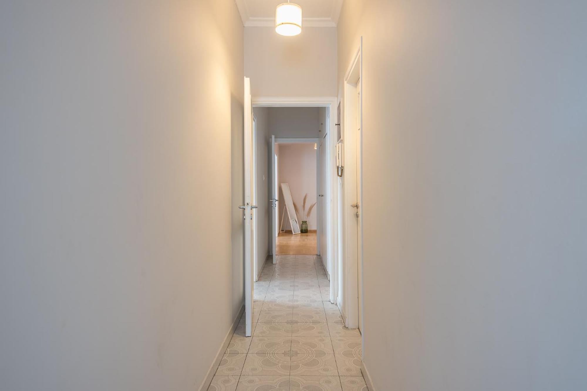 Spacious 2Bds Apt With Acropolis View In Center Атина Екстериор снимка