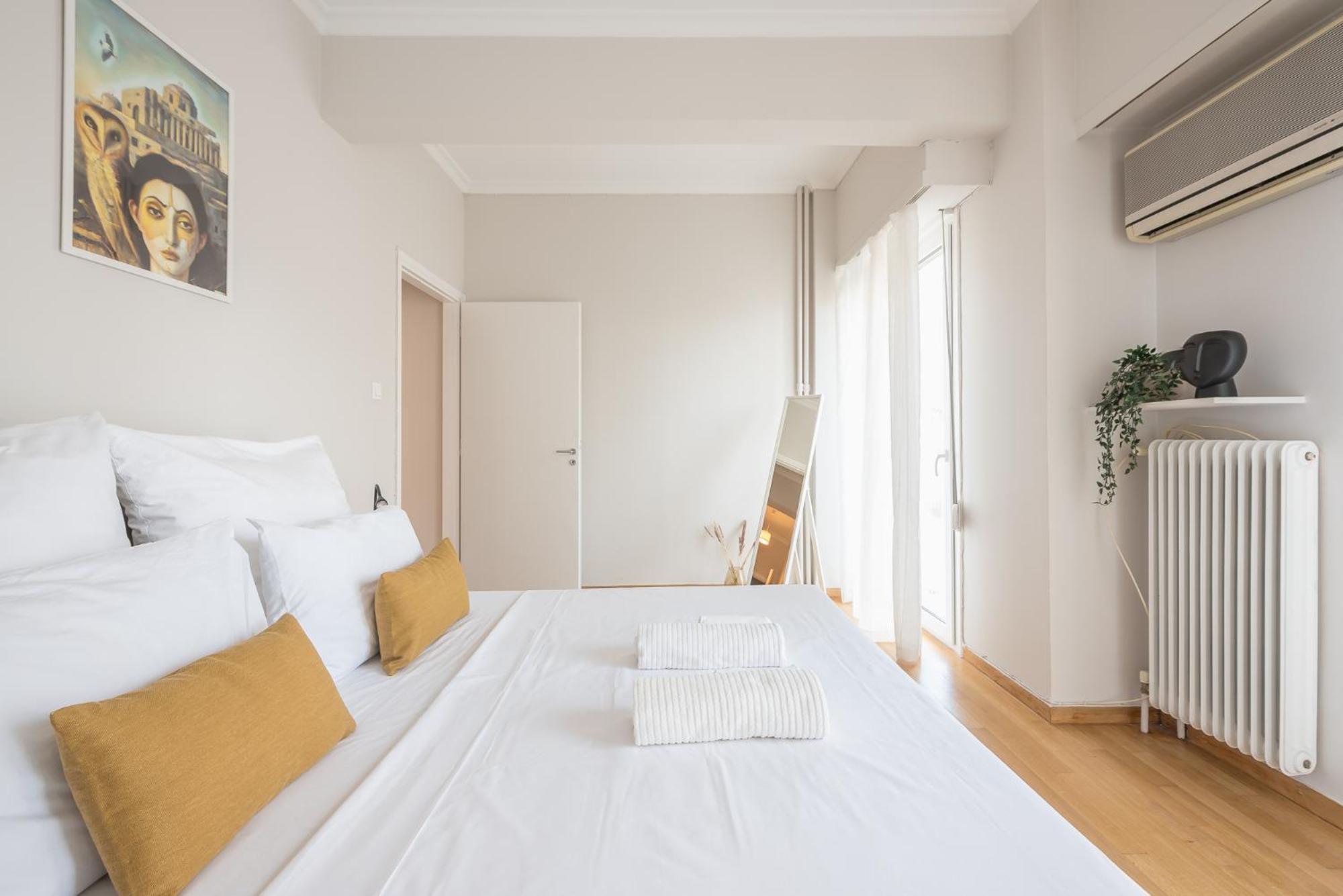 Spacious 2Bds Apt With Acropolis View In Center Атина Екстериор снимка