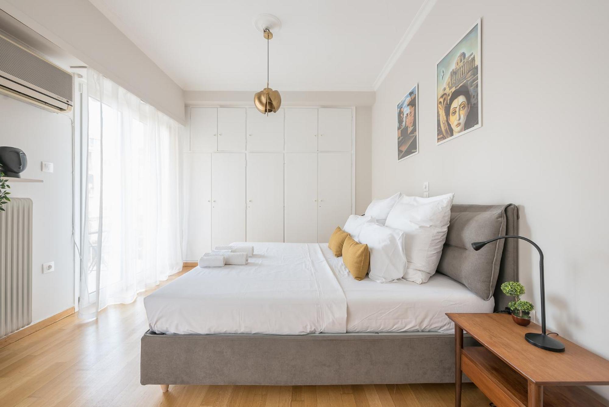 Spacious 2Bds Apt With Acropolis View In Center Атина Екстериор снимка